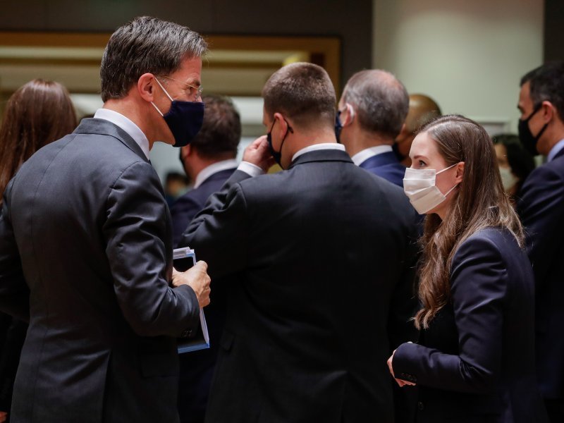 Nizozemski premijer Mark Rutte i finska premijerka Sanna Marin