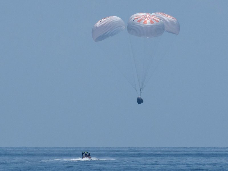 Crew Dragon Endeavour dolazi na Zemlju