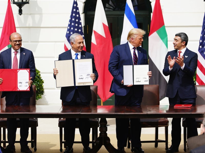 Donald Trump na potpisivanju sporazuma o normalizaciji odnosa između Ujedinjenih Arapskih Emirata, Bahreina i Izraela