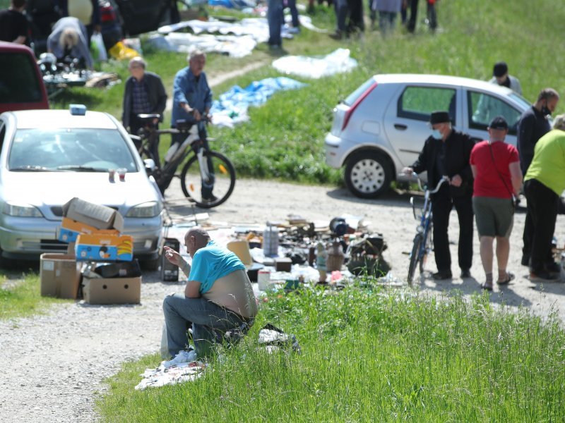 Zagreb: Gužva na Savskom nasipu zbog zatvorenog sajma na Hreliću