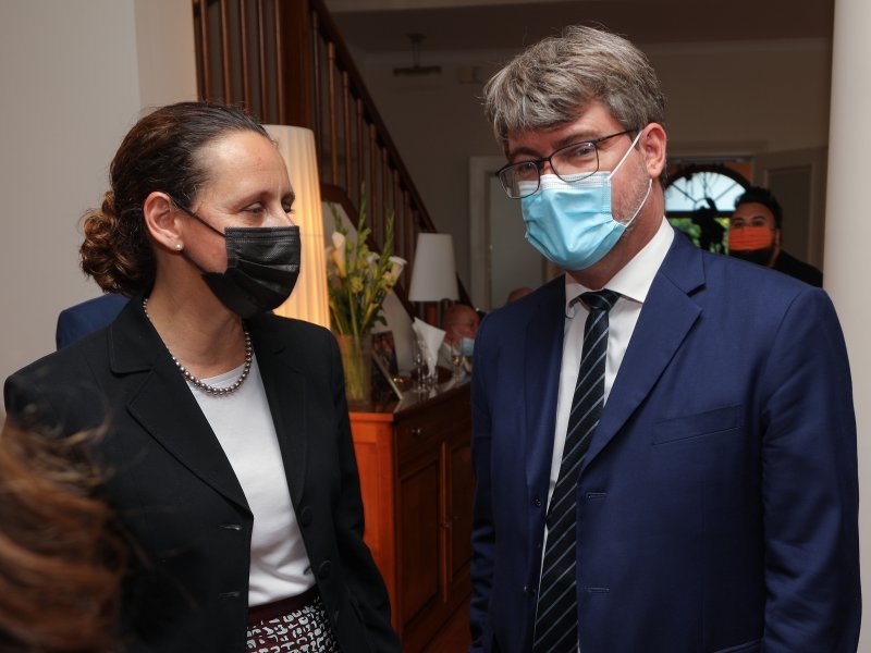 Nina Obuljen Korzinek i francuski veleposlanik Gael Francois Veyssiere