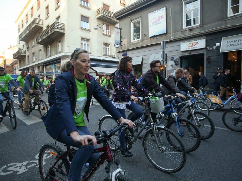 Gradonačelnik Tomislav Tomašević sa zamjenicima na Zagrebačkoj žbici