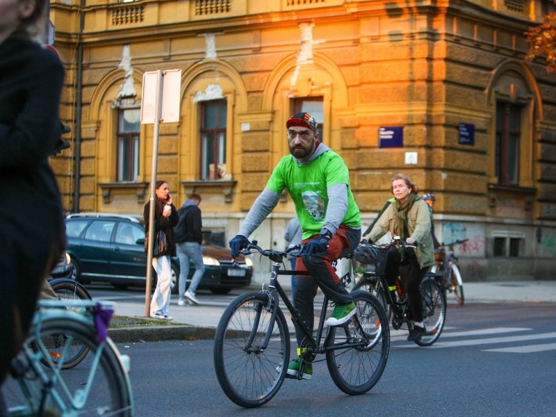 Gradonačelnik Tomislav Tomašević sa zamjenicima na Zagrebačkoj žbici