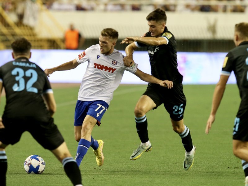 Rijeka - Hajduk (atmosfera) 