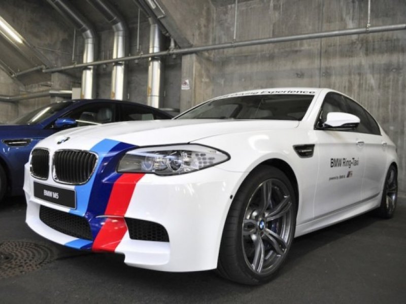 БМВ Триколор на x5