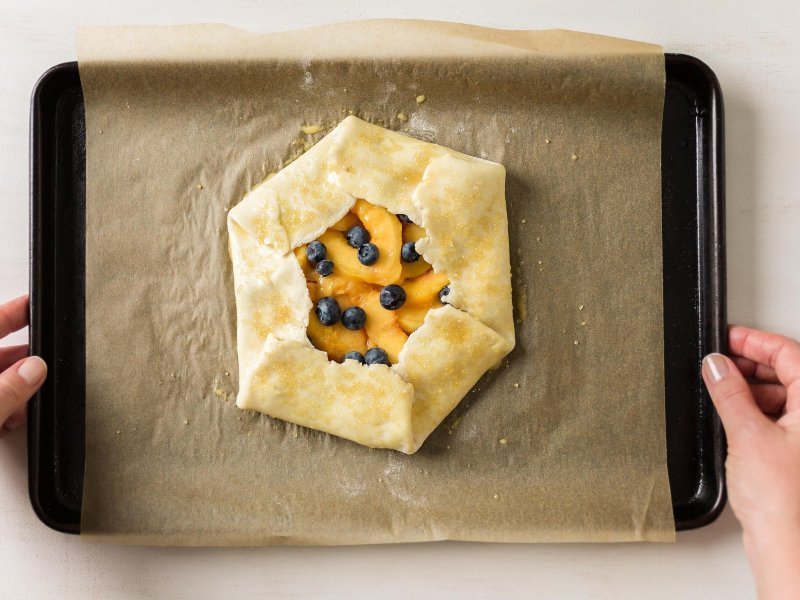Najjednostavniji i najukusniji voćni kolač koji ćete obožavati - galette s breskvama