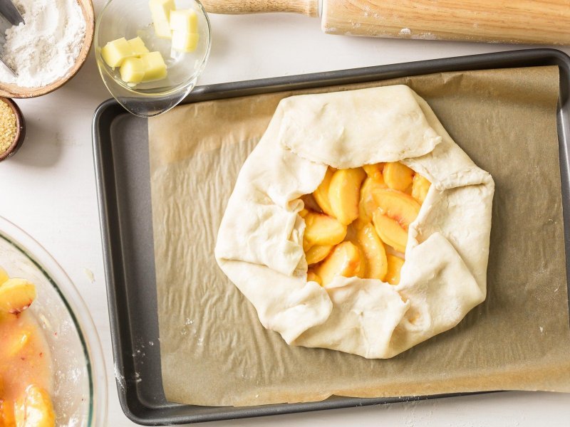 Najjednostavniji i najukusniji voćni kolač koji ćete obožavati - galette s breskvama