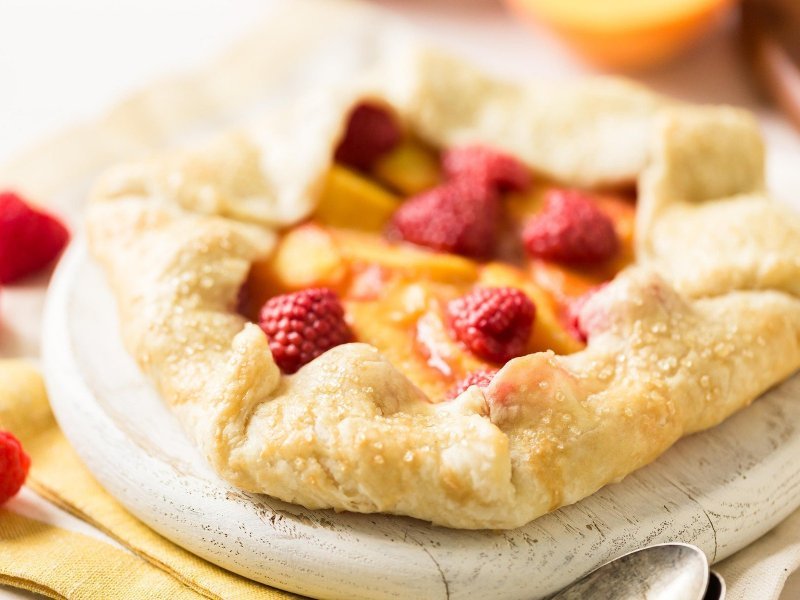 Najjednostavniji i najukusniji voćni kolač koji ćete obožavati - galette s breskvama