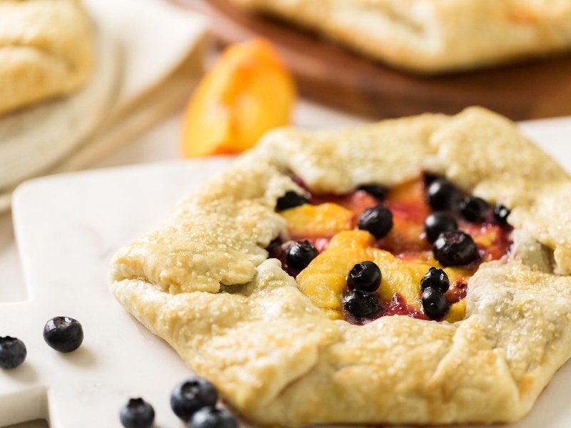 Najjednostavniji i najukusniji voćni kolač koji ćete obožavati - galette s breskvama