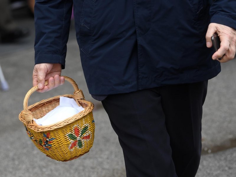 Zagreb: Kardinal Bozanić služio misu na Uskrs u katedrali