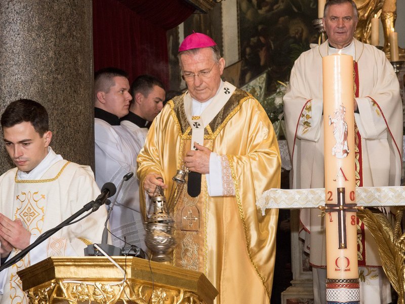 Split: Misa u katedrali Sv. Duje povodom blagdana Uskrsa