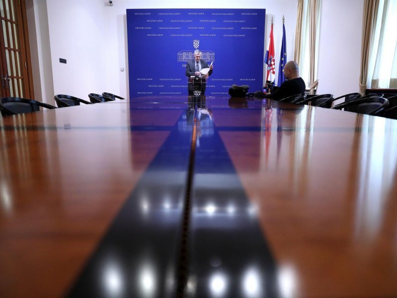 Novinari bojkotirali konferenciju za medije Željka Glasnovića
