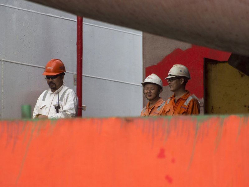 Kineski brod ZHEN HUA 7 doveo brodove koji će graditi Pelješki most