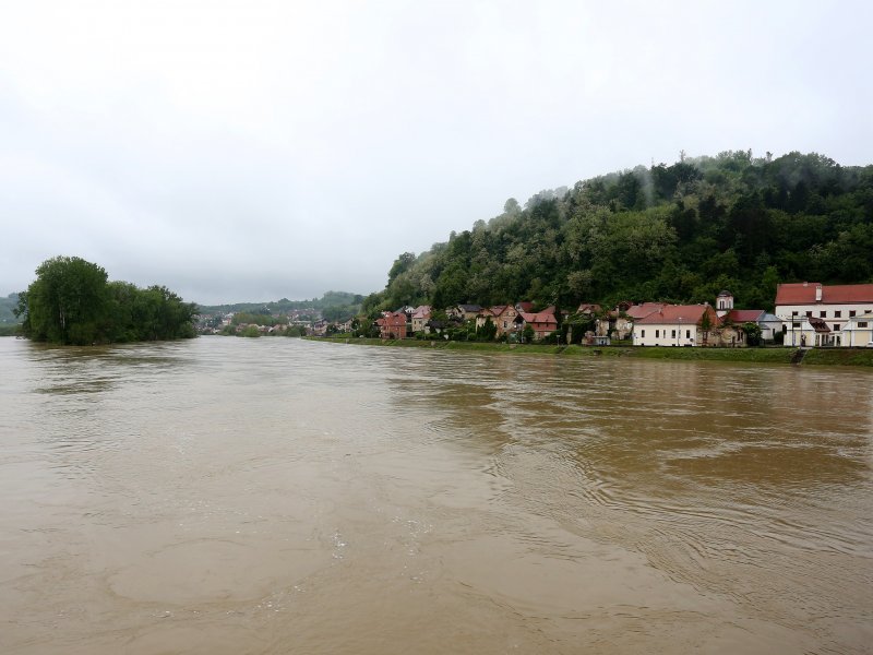 Osijek traži poznanstva žena muškarca Osobni kontakti