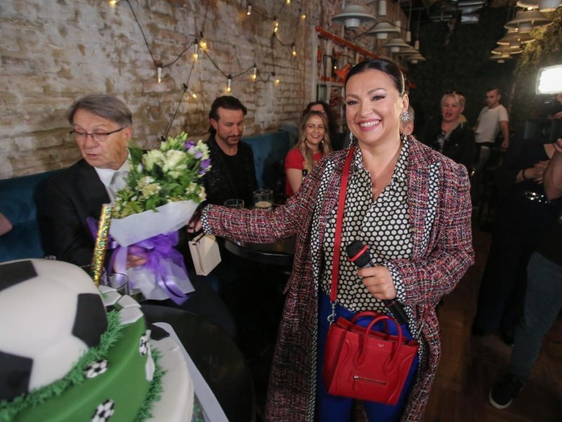 U Gostioni na Cvjetnom trgu održan je Celebrity After Work Party s Miroslavom Ćirom Blaževićem i njegovom gošćom Ninom Badrić.