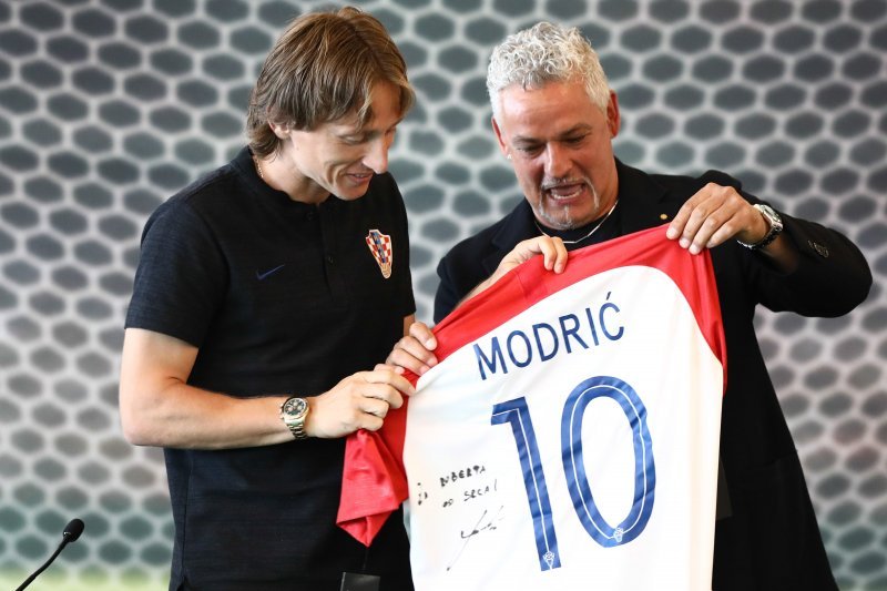 Predstavljanje nogometnog kampa za djecu, Modrić i Baggio