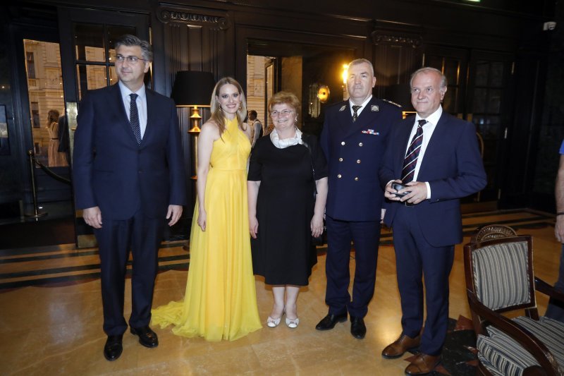 Premijer Andrej Plenković, Jelena Veljača, Nada Murganić, Nikola Milina, Dražen Bošnjaković