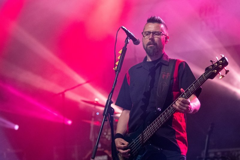 Hladno pivo nastupili na drugom danu Pine festa