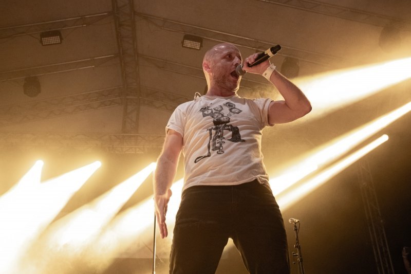 Hladno pivo nastupili na drugom danu Pine festa