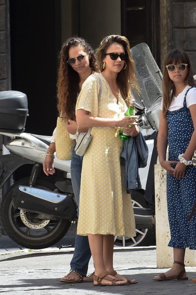Jessica Alba s obitelji posjetila Rim