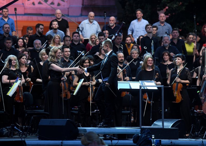 Koncert Simfonijskog orkestra HRT-a na Trgu kralja Tomislava u sklopu programa Zagreb Classic