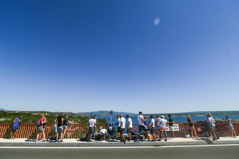 Maslenica: Otvorenje sezone bungee jumpinga s Masleničkog mosta