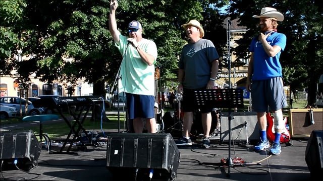 Sisak: Teksaški karneval na šetnici Slave Striegla privukao brojne Siščane