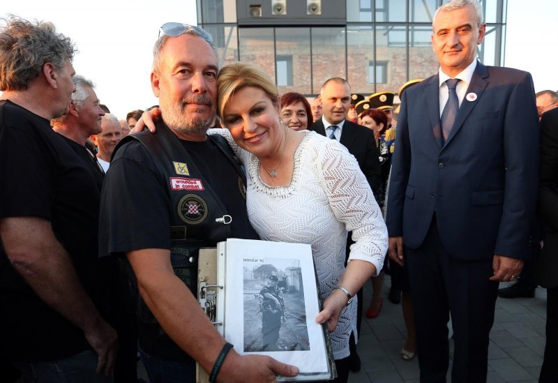 Predsjednica Kolinda Grabar-Kitarović na otvorenju Muzeja Domovinskog rata