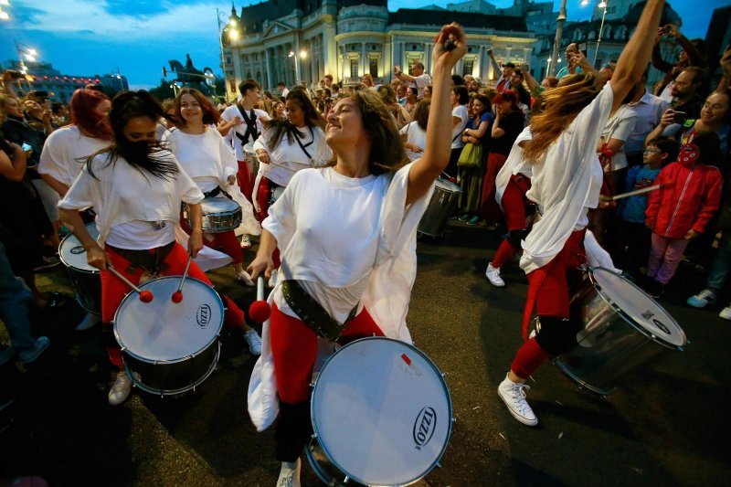 Međunarodni ulični kazališni festival 'B-Fit in the street'