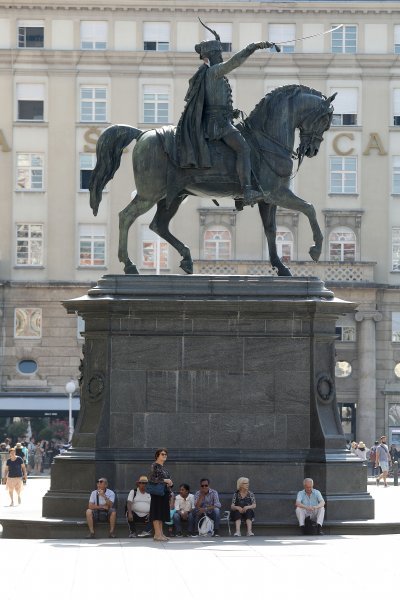 Zagrepčani i turisti pokušavaju se na različite načine zaštiti od vrućine