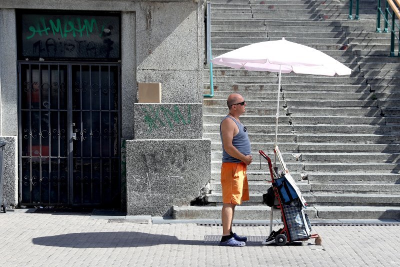 Zagrepčani i turisti pokušavaju se na različite načine zaštiti od vrućine