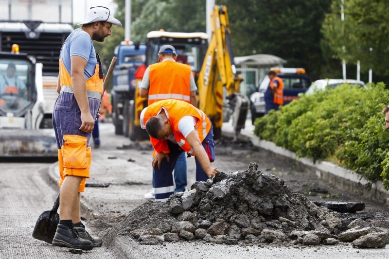 Radovi na južnom kolniku Zagrebačke avenije u smjeru grada