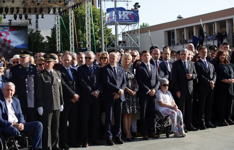 Na Trgu Oluje održana svečanost obilježavanja Dana pobjede i domovinske zahvalnosti