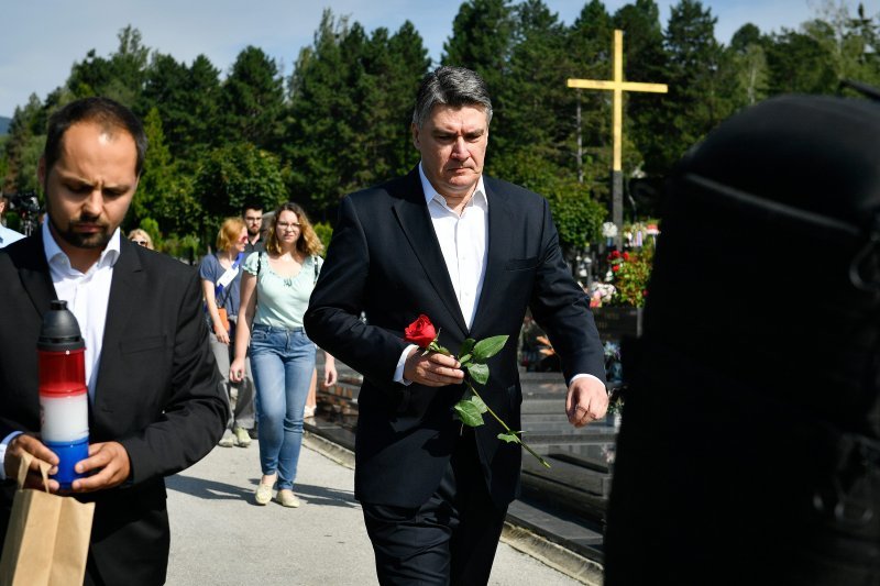 Zoran Milanović položio vijence podovom Dana pobjede
