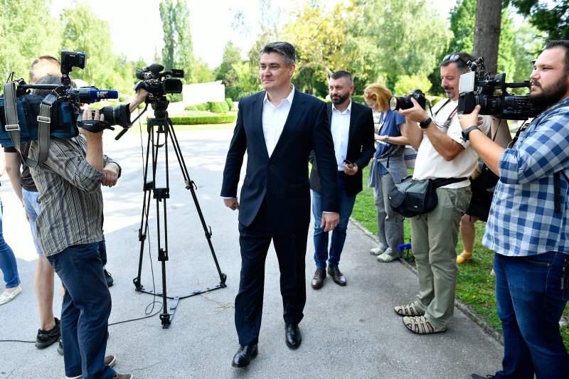 Zoran Milanović položio vijence podovom Dana pobjede