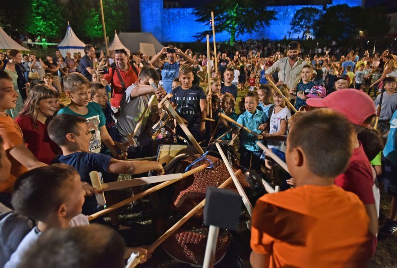 Svetvinčenat: Viteške borbe na Srednjovjekovnom festivalu oduševile posjetitelje