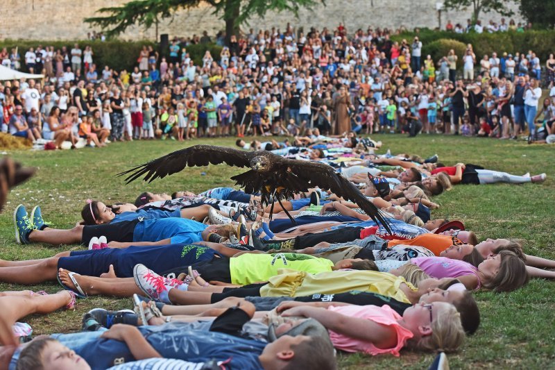 Svetvinčenat: Viteške borbe na Srednjovjekovnom festivalu oduševile posjetitelje