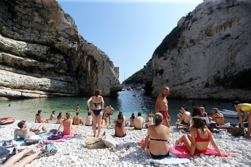 Ljeto na plažama diljem Hrvatske