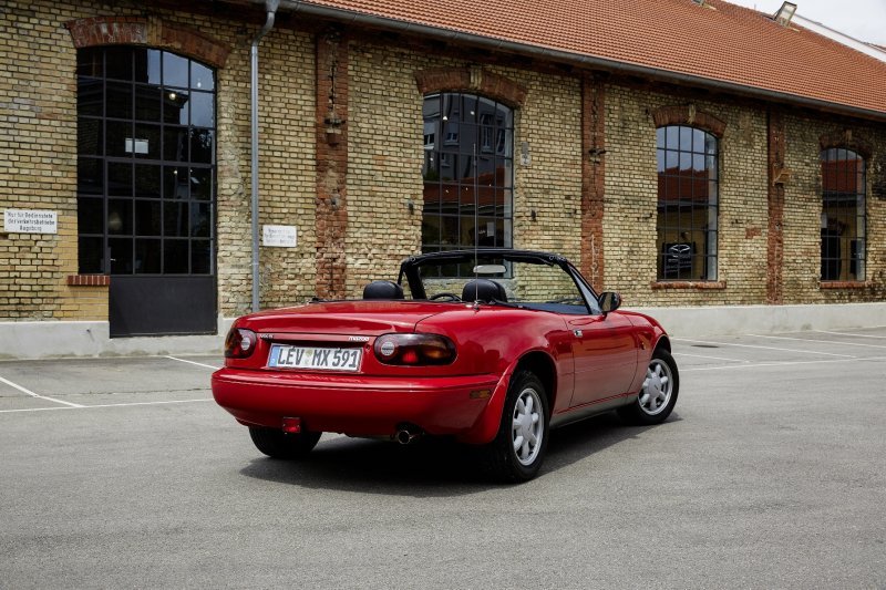 Mazda MX-5 prva generacija (1989.-1998.)