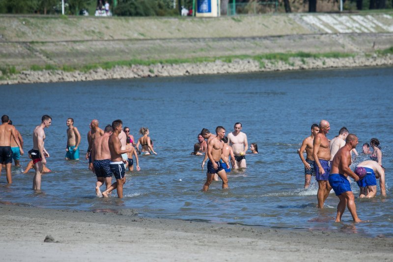 Osječani potražili osvježenje od vrućina na kupalištu Kopika