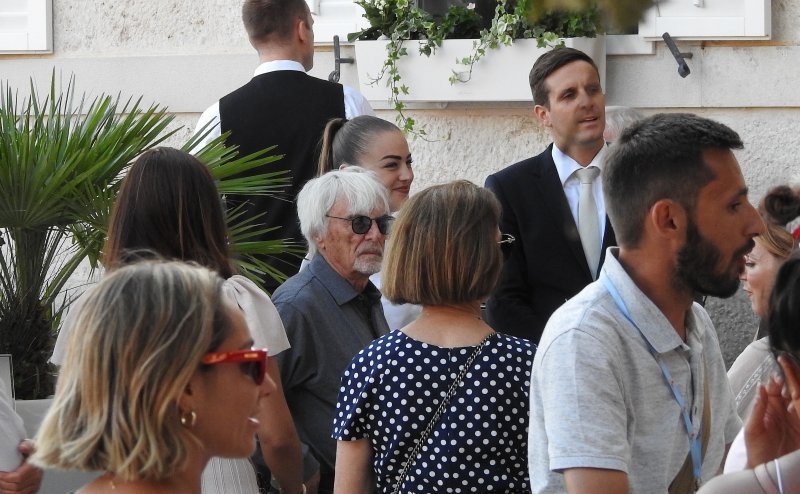 Bernie Ecclestone i bivša spajsica Geri Halliwell sa supružnicima prošetali Dubrovnikom