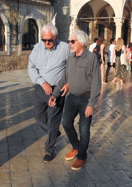 Bernie Ecclestone i bivša spajsica Geri Halliwell sa supružnicima prošetali Dubrovnikom