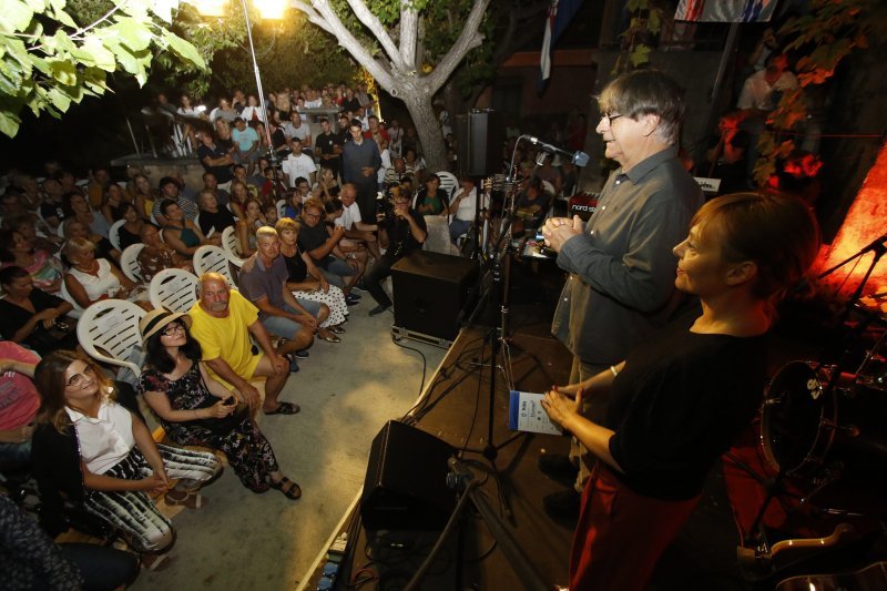 Koncert Gorana Karana održan u sklopu manifestacije Ka Kultura u Tučepskim Zaseocima