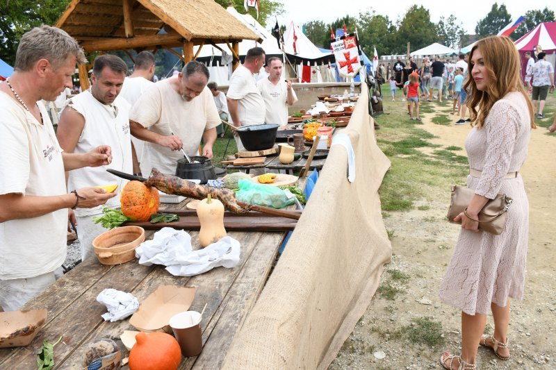 Koprivnica: Kuhari se nadmetali za titulu najboljeg kraljevskog renesansnog kuhara