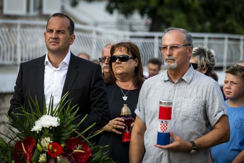 Mimohod sjećanja u Tisnom