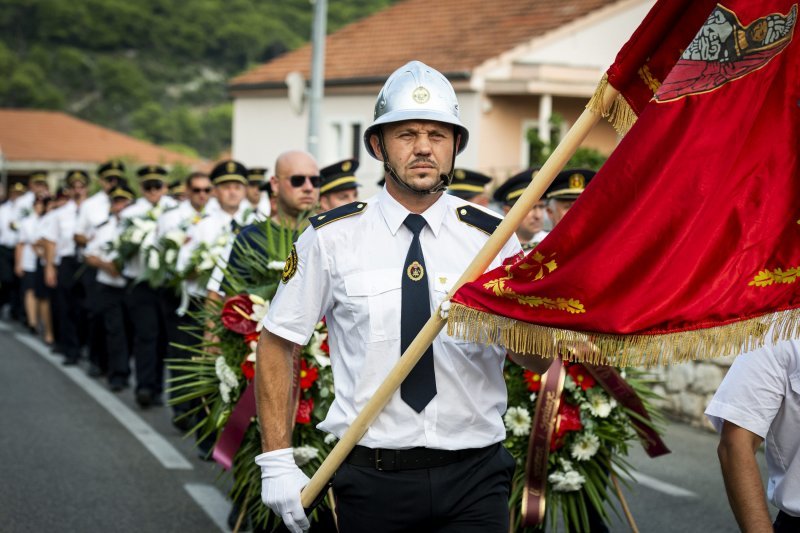 Mimohod sjećanja u Tisnom