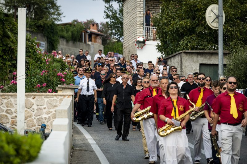 Mimohod sjećanja u Tisnom