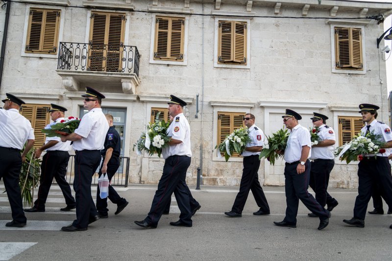 Mimohod sjećanja u Tisnom