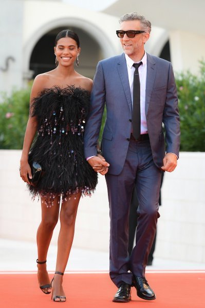 Vincent Cassel i Tina Kunakey