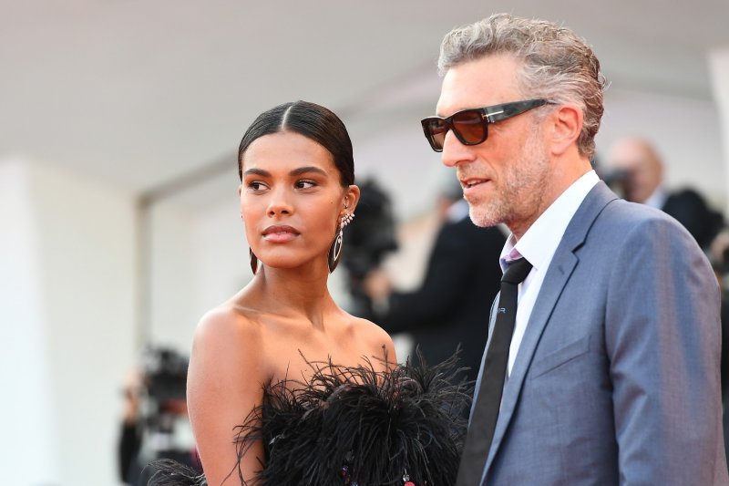 Vincent Cassel i Tina Kunakey